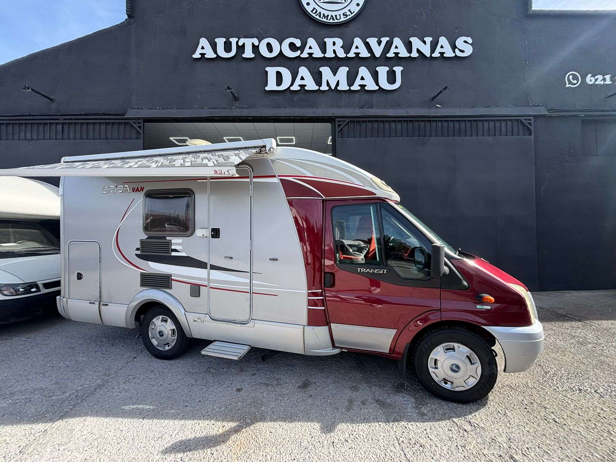 AUTOCARAVANA PERFILADA MINI HYMER ERIBA VAN - Imagen 3
