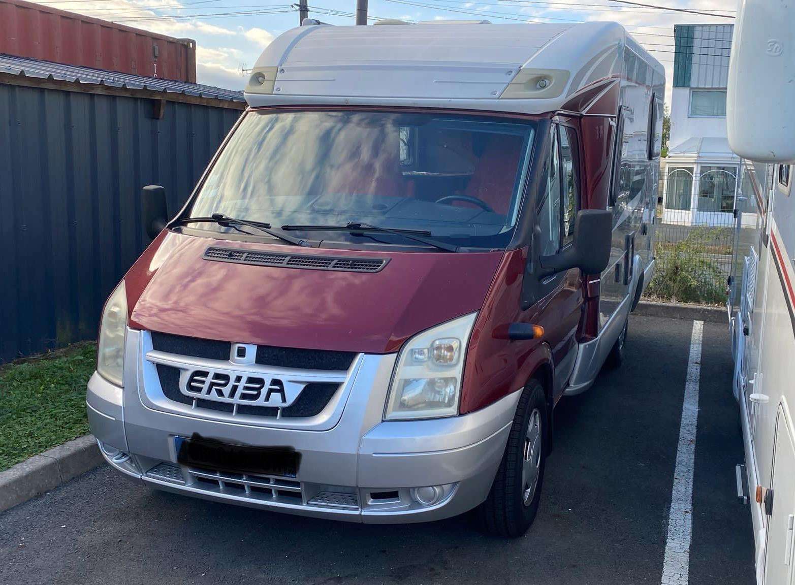 AUTOCARAVANA PERFILADA MINI HYMER ERIBA VAN - Imagen 3