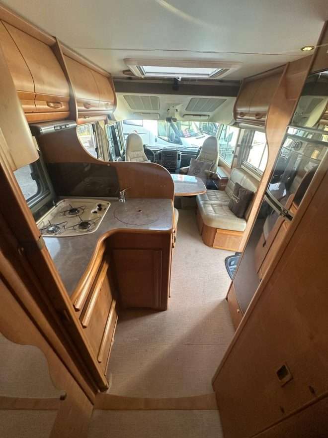 RESERVADA!!!AUTOCARAVANA INTEGRAL RAPIDO 997M CAMA TRANSVERSAL GARAGE - Imagen 12