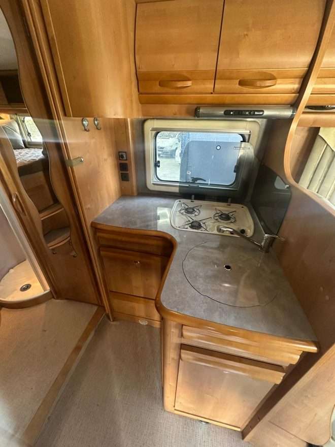 RESERVADA!!!AUTOCARAVANA INTEGRAL RAPIDO 997M CAMA TRANSVERSAL GARAGE - Imagen 7