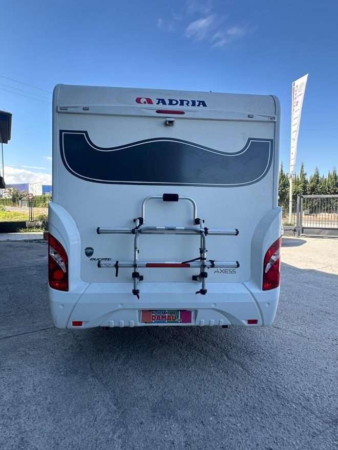 AUTOCARAVANA INTEGRAL ADRIA SONIC  AXESS I600SC CAMA ISLA - Imagen 15