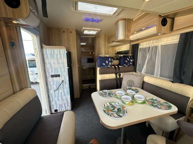 AUTOCARAVANA INTEGRAL ADRIA SONIC  AXESS I600SC CAMA ISLA - Imagen 10