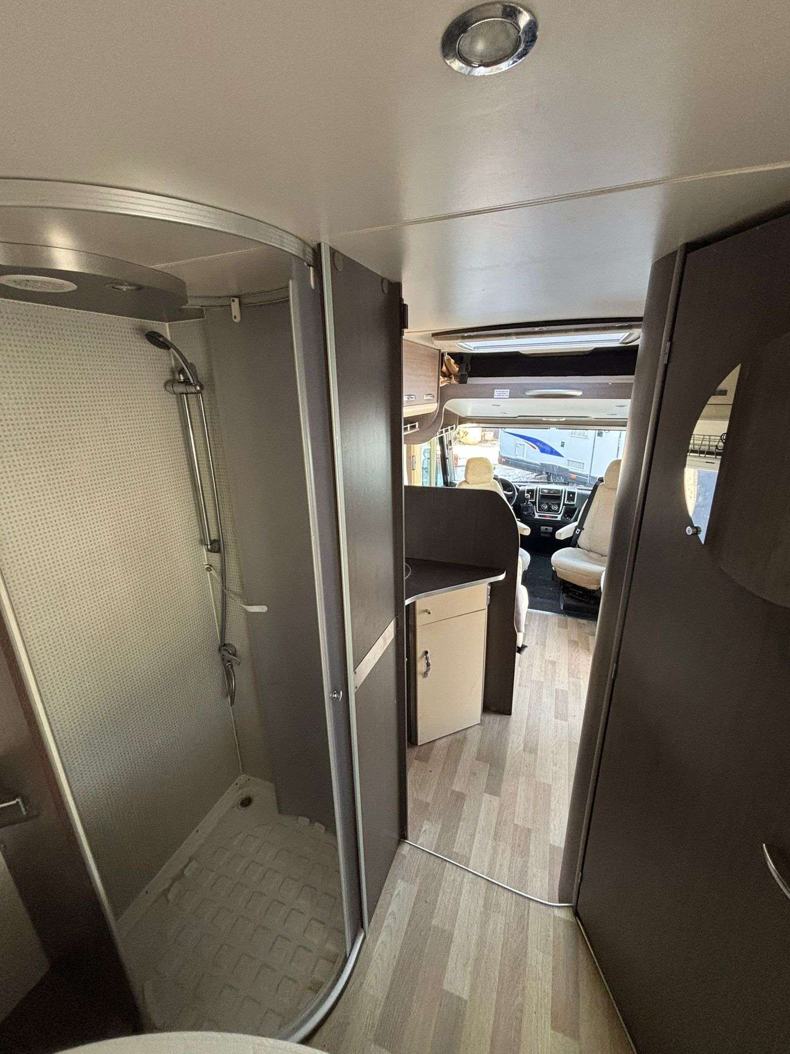 AUTOCARAVANA INTEGRAL AUTOSTAR AXEA 899XL+ CAMA ISLA - Imagen 10