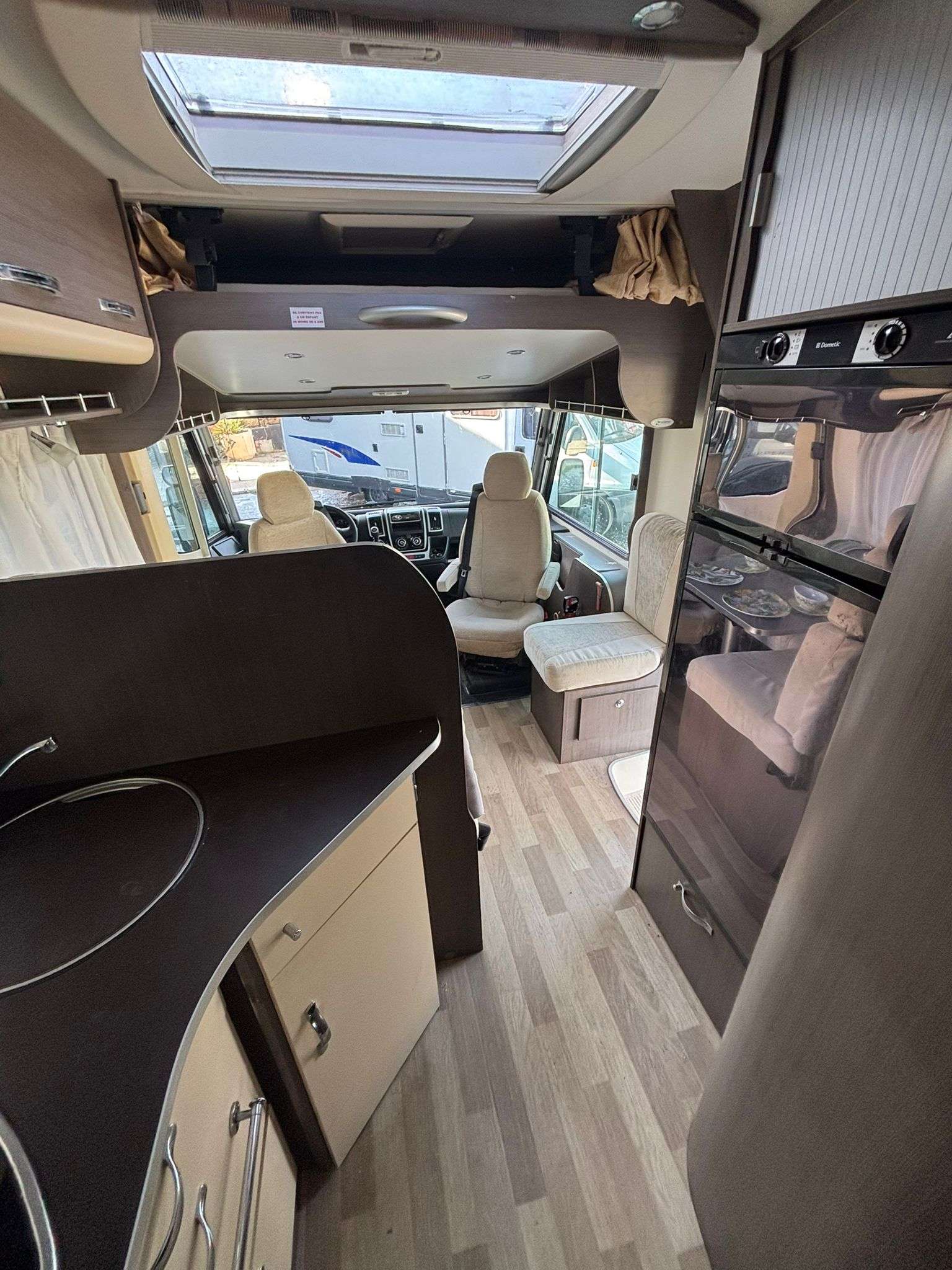 AUTOCARAVANA INTEGRAL AUTOSTAR AXEA 899XL+ CAMA ISLA - Imagen 11