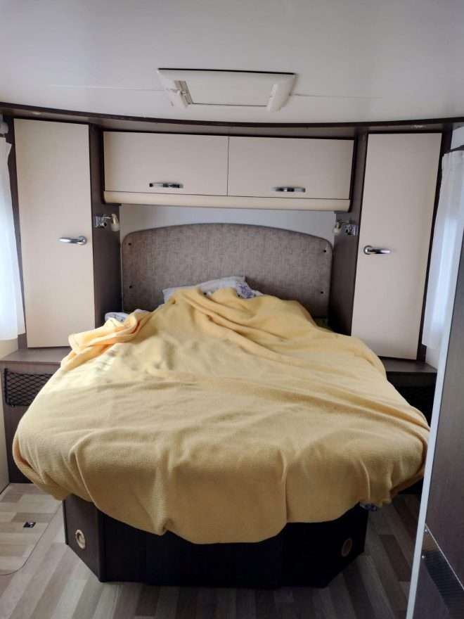 AUTOCARAVANA INTEGRAL AUTOSTAR AXEA 899XL+ CAMA ISLA - Imagen 2