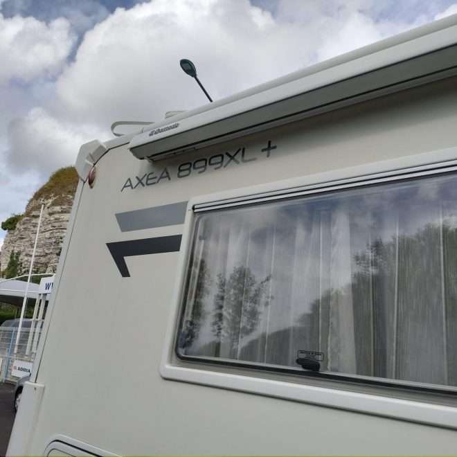 AUTOCARAVANA INTEGRAL AUTOSTAR AXEA 899XL+ CAMA ISLA - Imagen 3