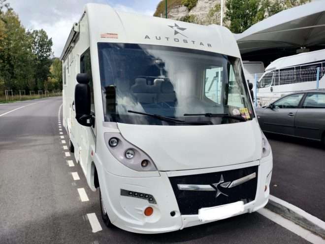 AUTOCARAVANA INTEGRAL AUTOSTAR AXEA 899XL+ CAMA ISLA - Imagen 6