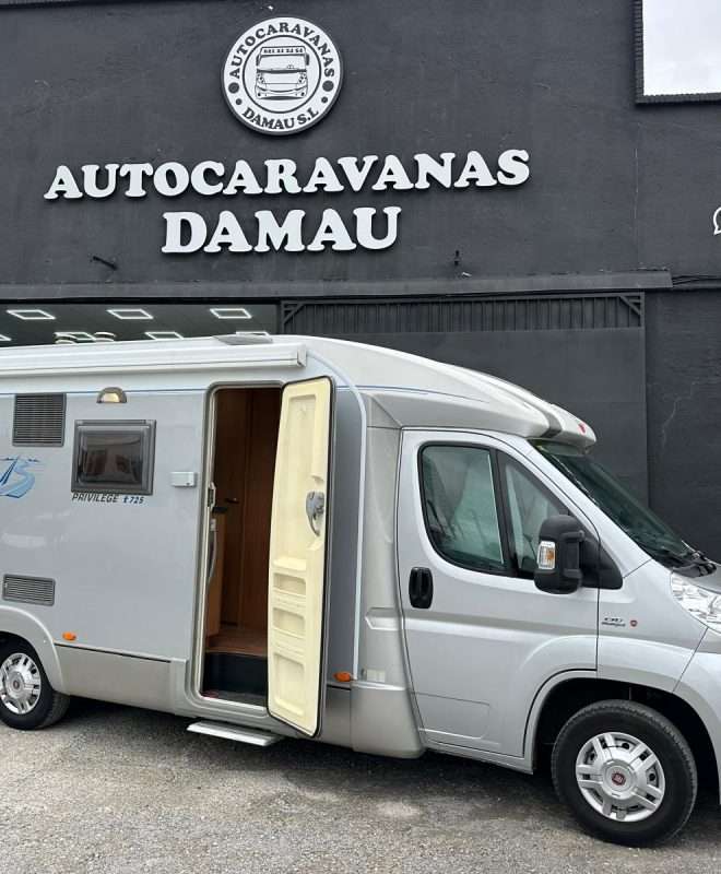 AUTOCARAVANA PERFILADA BURSTNER CAMA ISLA