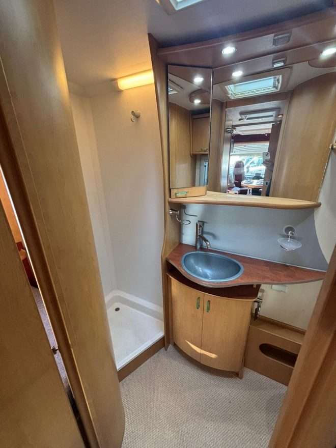 RESERVADA!!!AUTOCARAVANA INTEGRAL PILOTE MERCEDES AUTOMATICA - Imagen 8