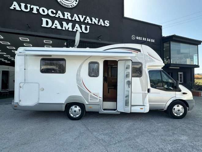 RESERVADA!!!!AUTOCARAVANA PERFILADA ROLLER TEAM t line CAMA ISLA 5 PLAZAS - Imagen 4