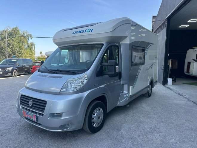 RESERVADA!!!AUTOCARAVANA PERFILADA  MINI CHAUSSON SWEET GRAN SALON - Imagen 2