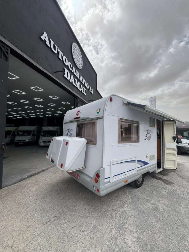 RESERVADA!!!AUTOCARAVANA PERFILADA BURSTNER T602 - Imagen 8