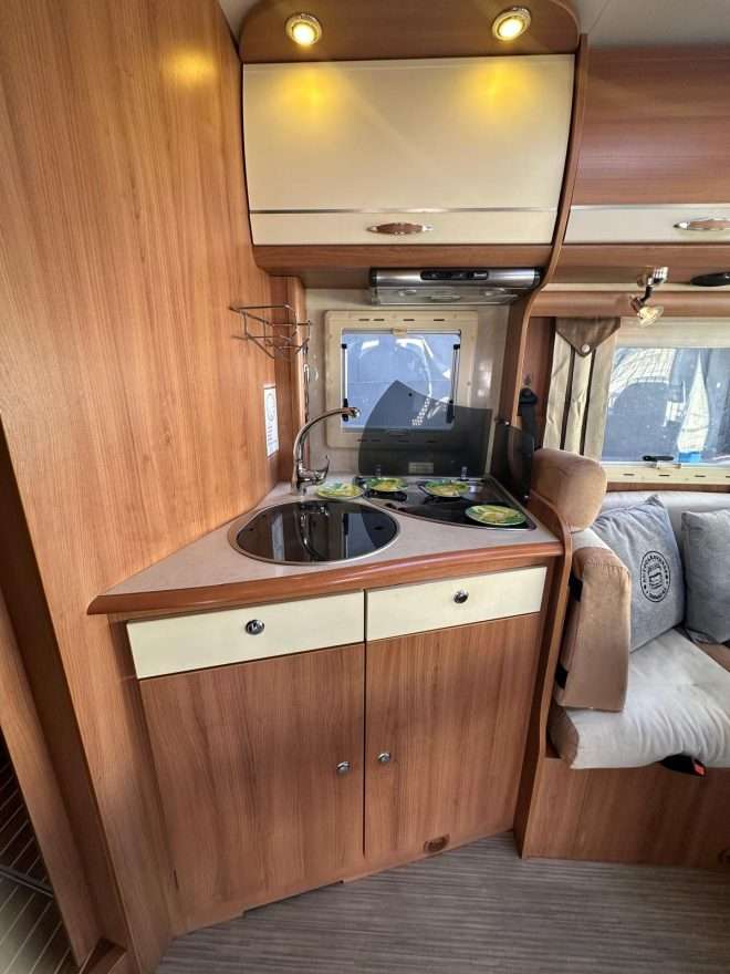RESERVADA!!!AUTOCARAVANA INTEGRAL RAPIDO 983 GARAGE - Imagen 9