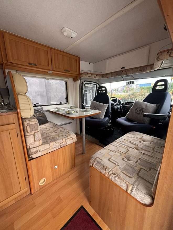 AUTOCARAVANA PERFILADA ELNAGH - Imagen 9