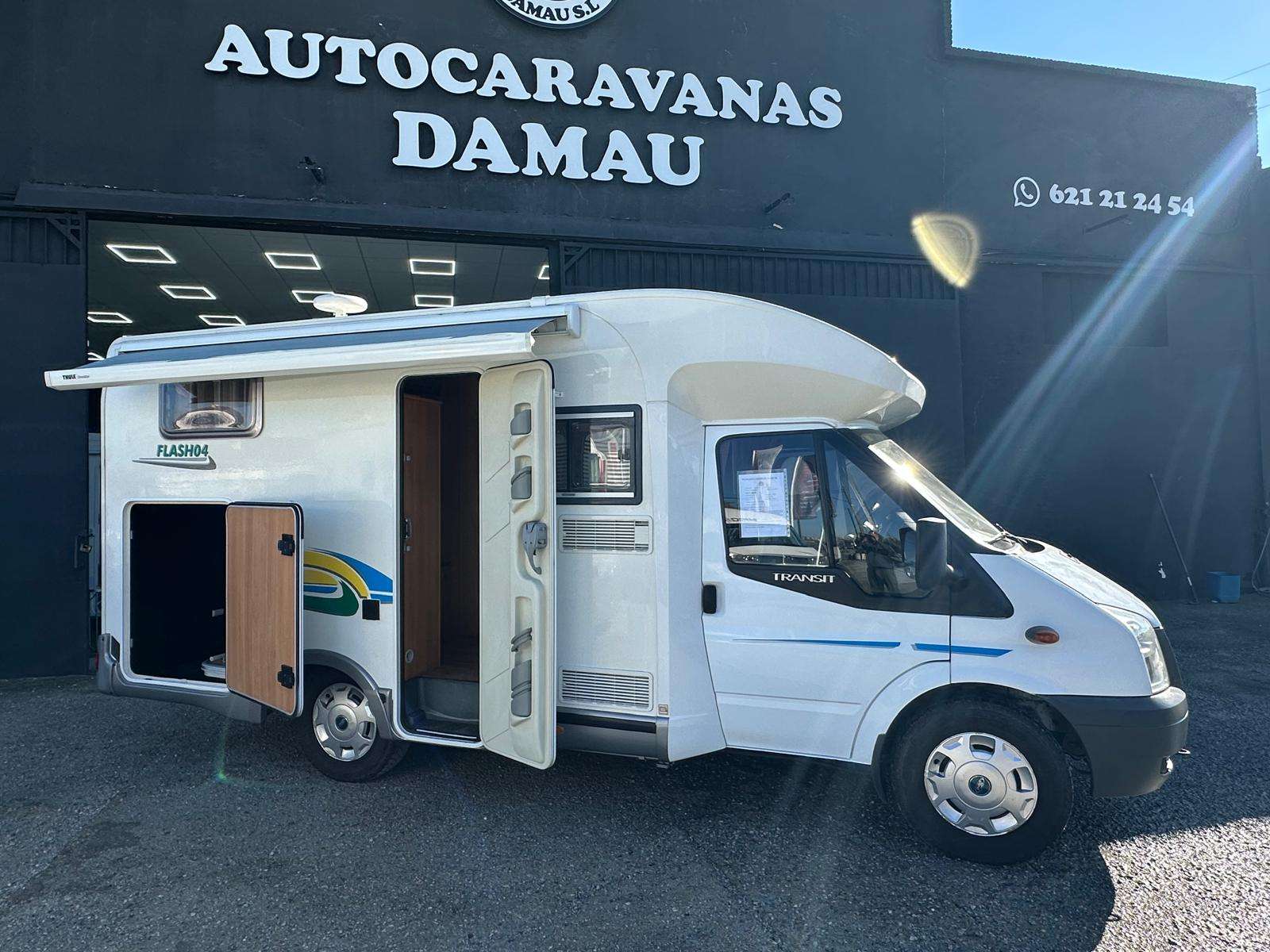 RESERVADA!!!AUTOCARAVANA PERFILADA MINI CHAUSSON FLASH 04 GARAGE - Imagen 8