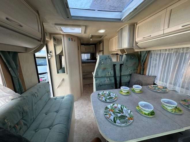 AUTOCARAVANA PERFILADA FLEURETTE LE PUFFIN GARAGE - Imagen 13