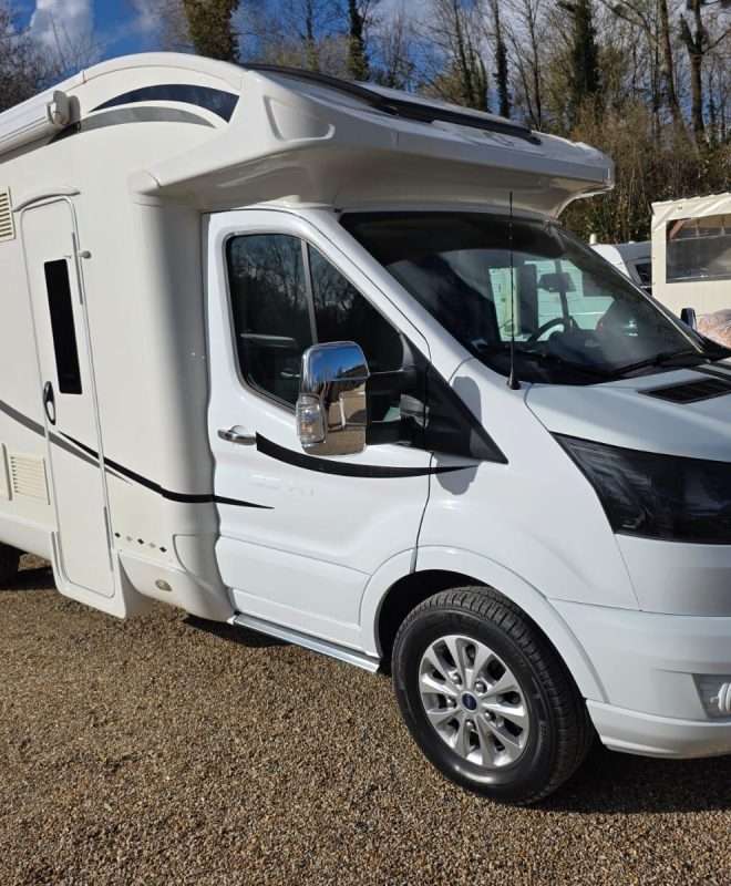 AUTOCARAVANA PERFILADA CI NACRE 65XT CAMA ISLA