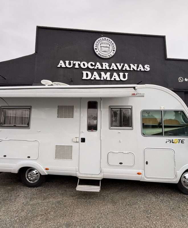 RESERVADA!!!AUTOCARAVANA INTEGRAL PILOTE EXPLORATEUR AUTOMATICA