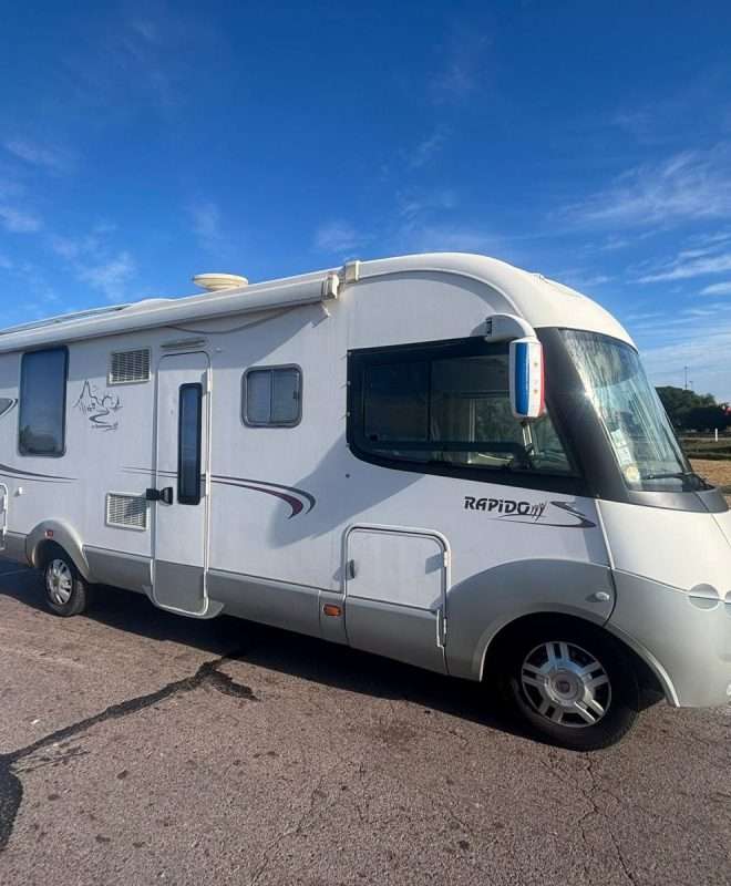 AUTOCARAVANA INTEGRAL RAPIDO 9095DF CAMA ISLA
