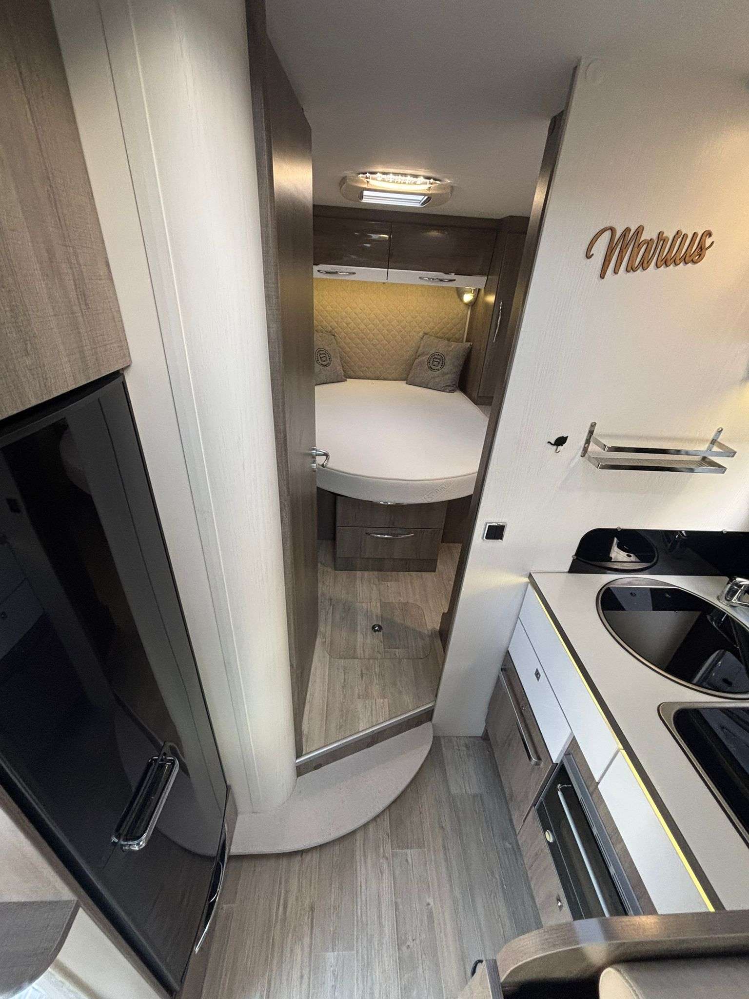 AUTOCARAVANA PERFILADA BAVARIA T705 CAMA ISLA - Imagen 15
