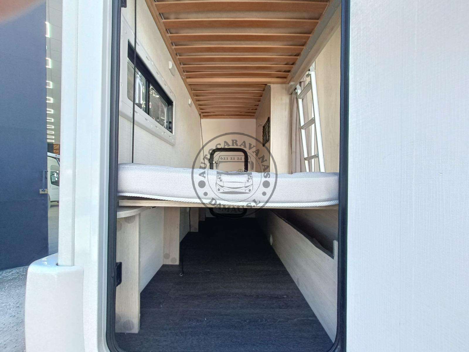 AUTOCARAVANA CAPUCHINA CHAUSSON FLASH C656 - Imagen 9