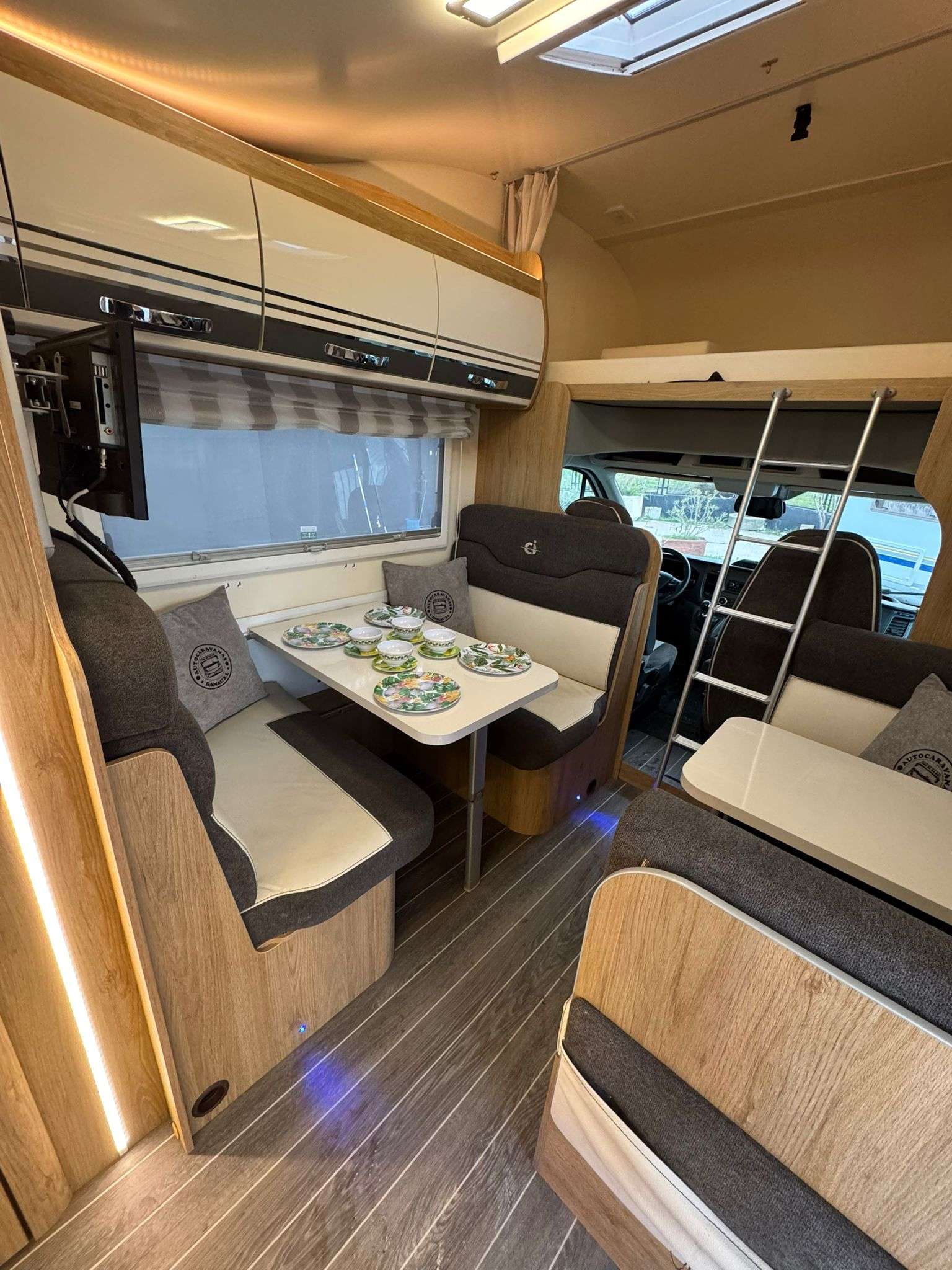 AUTOCARAVANA CAPUCHINA CI HORON GO - Imagen 7