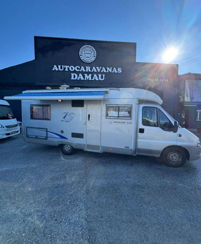 AUTOCARAVANA PERFILADA  BURSTNER T615