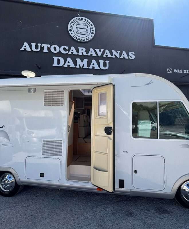 AUTOCARAVANA INTEGRAL BAVARIA I65 LITERAS TRASERAS