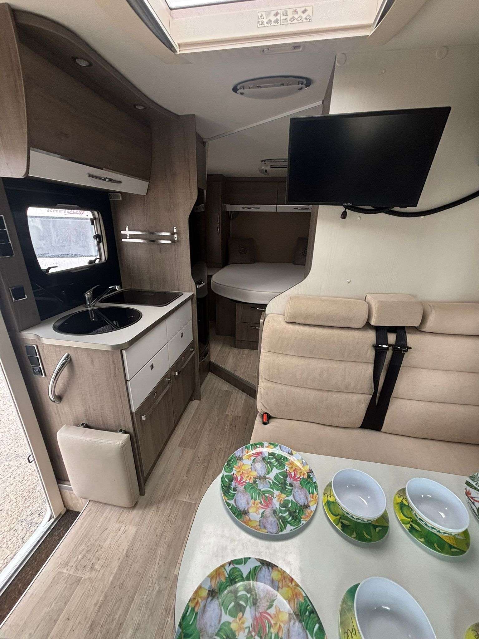 AUTOCARAVANA PERFILADA BAVARIA T650 STYLE/ CAMA ISLA - Imagen 8