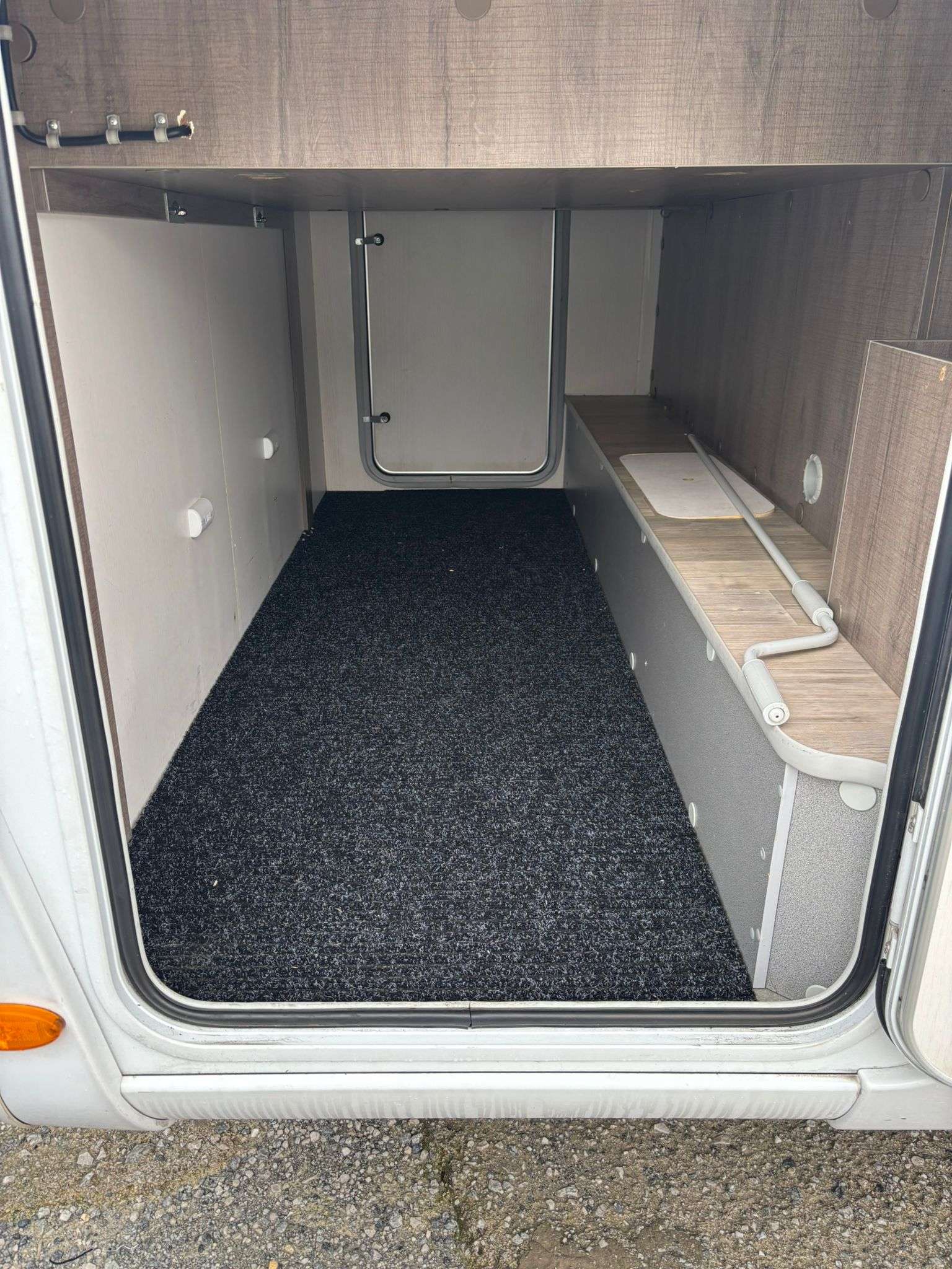 AUTOCARAVANA PERFILADA BAVARIA T650 STYLE/ CAMA ISLA - Imagen 4