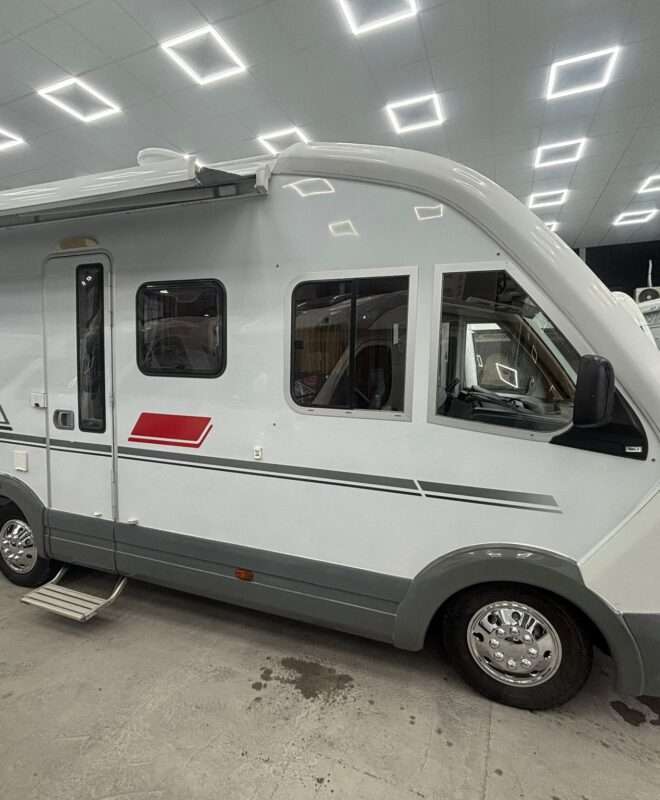 AUTOCARAVANA INTEGRAL KNAUS SPORT LINE CAMA FRANCESA