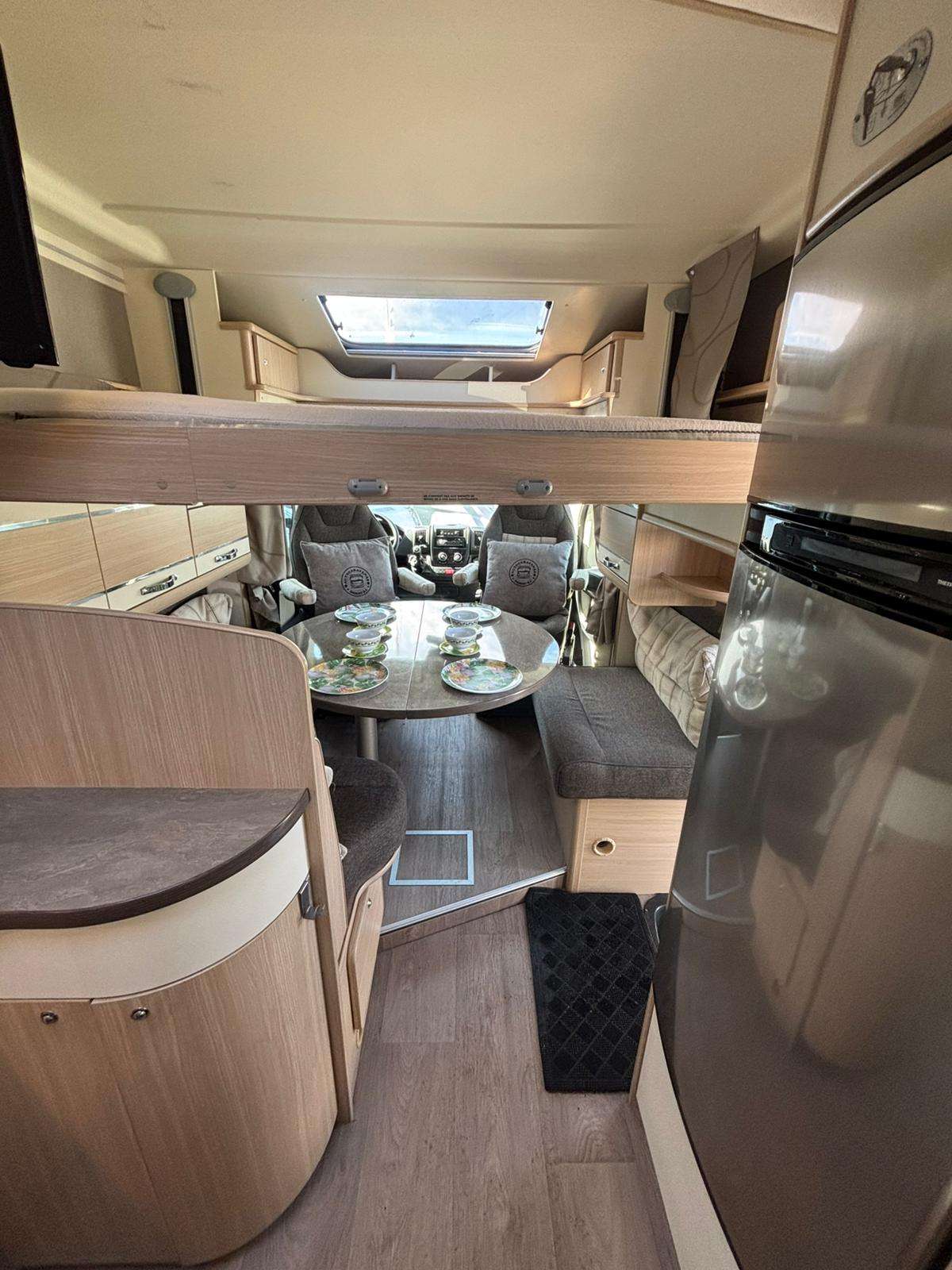 AUTOCARAVANA PERFILADA FLORIUM CAMA FRANCESA - Imagen 10