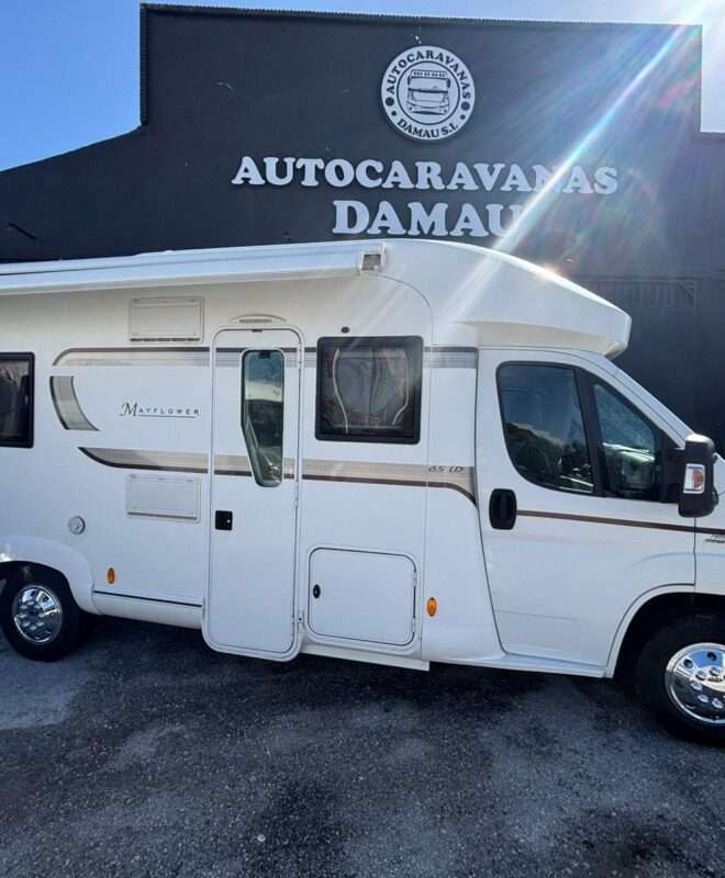 AUTOCARAVANA PERFILADA FLORIUM CAMA FRANCESA