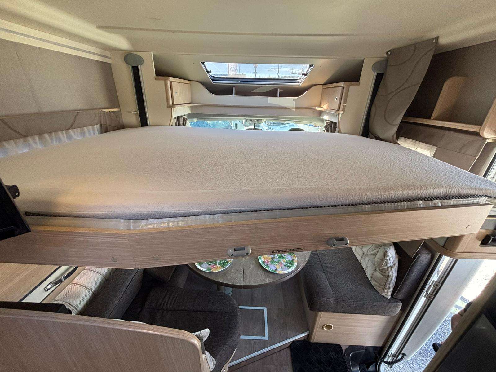 AUTOCARAVANA PERFILADA FLORIUM CAMA FRANCESA - Imagen 11