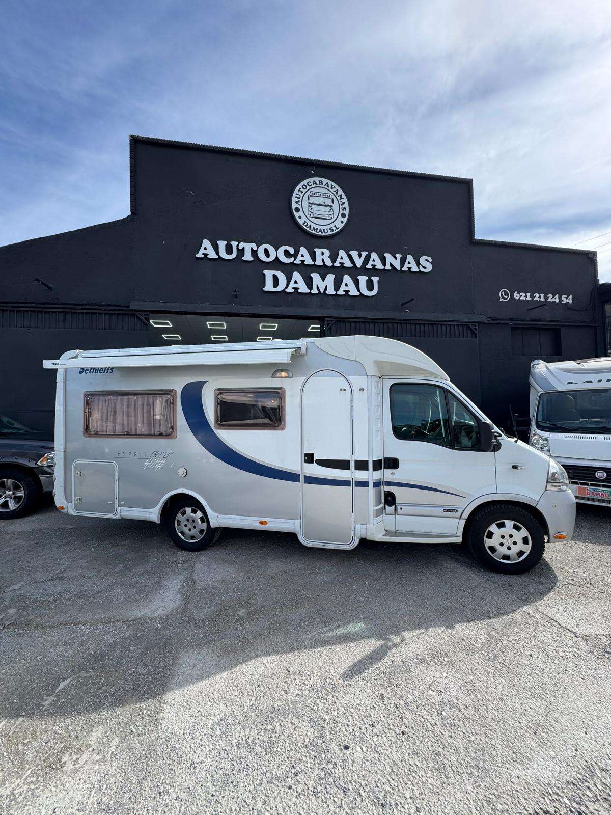 AUTOCARAVANA PERFILADA DETHLEFFS CAMA FRANCESA
