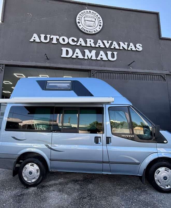 RESERVADA!!!FURGONETA CAMPER ORIGINAL WESTFALIA NUGGET CAMA ENCIMA DEL SALON