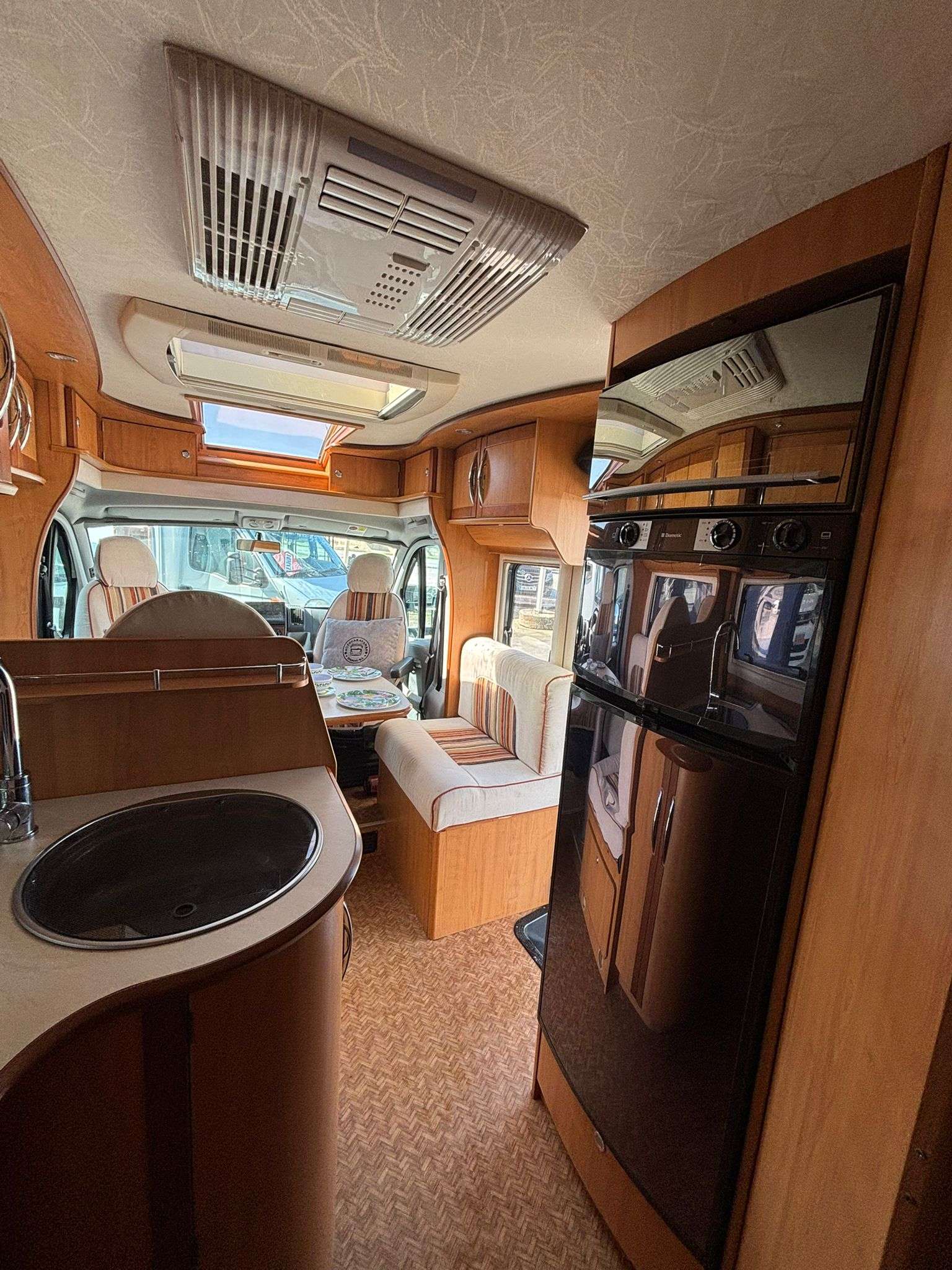 RESERVADA!!!AUTOCARAVANA PERFILADA FLEURETTE MAGISTER 73LMS CAMA ISLA - Imagen 6