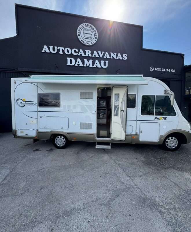 RESERVADA!!!AUTOCARAVANA INTEGRAL PILOTE EXPLORATEUR 733FJ CAMAS GEMELAS