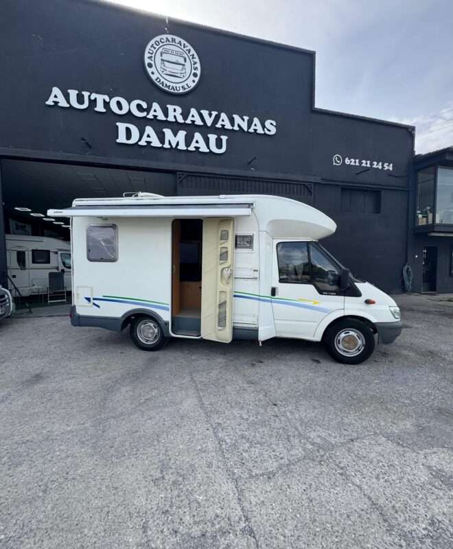 AUTOCARAVANA PERFILADA CHAUSSON FLASH 02 CAMA FRANCESA