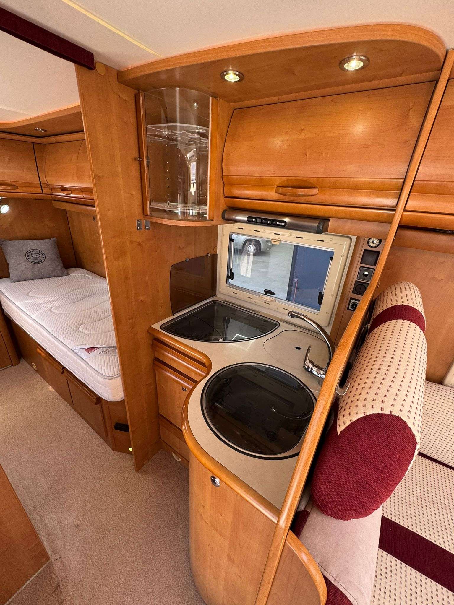AUTOCARAVANA PERFILADA RAPIDO 7065 CAMAS GEMELAS - Imagen 6