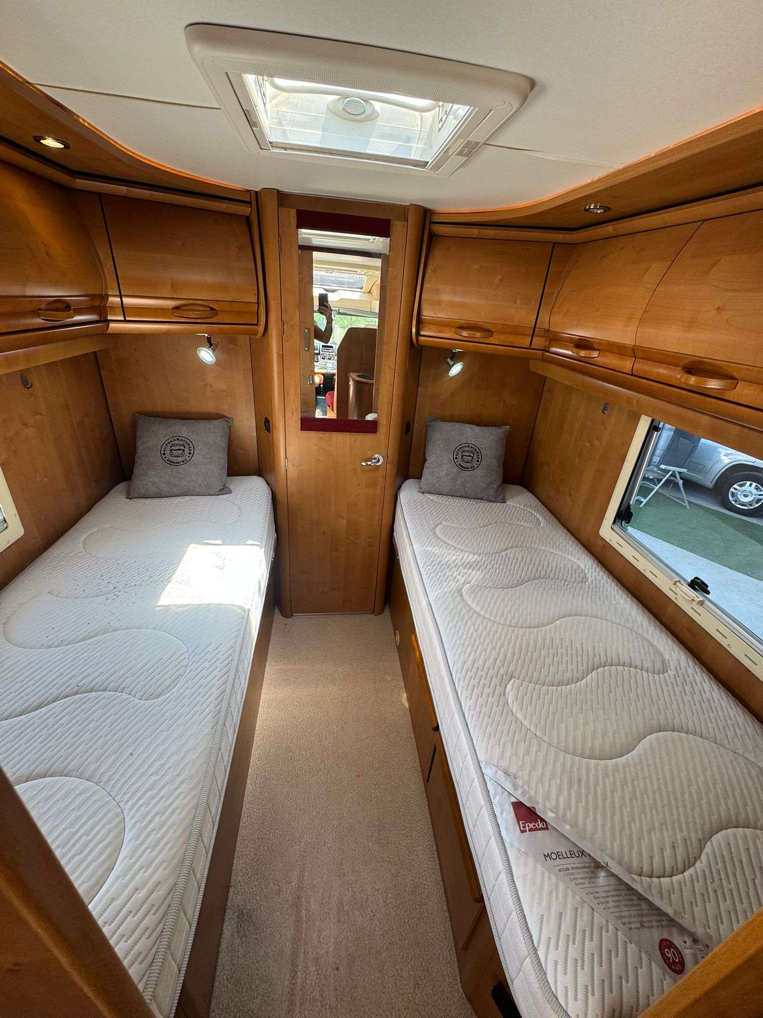 AUTOCARAVANA PERFILADA RAPIDO 7065 CAMAS GEMELAS - Imagen 8
