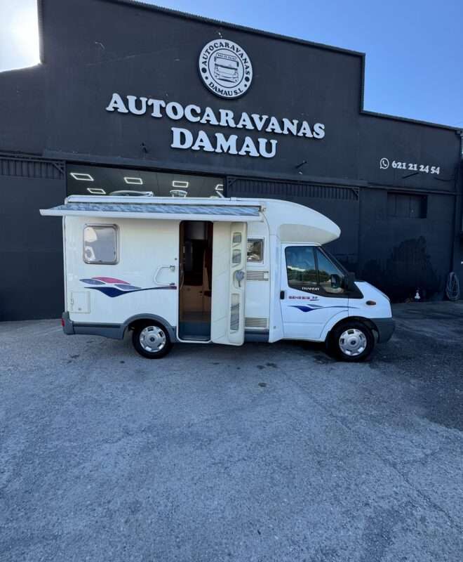 AUTOCARAVANA PERFILADA CHALLENGER GENESIS 32 CAMA FRANCESA