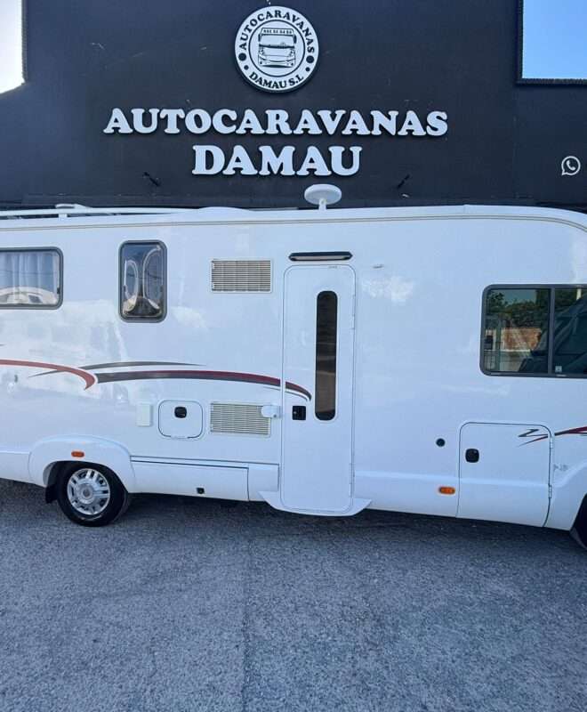 AUTOCARAVANA INTEGRAL RAPIDO 9090DF CAMA ISLA