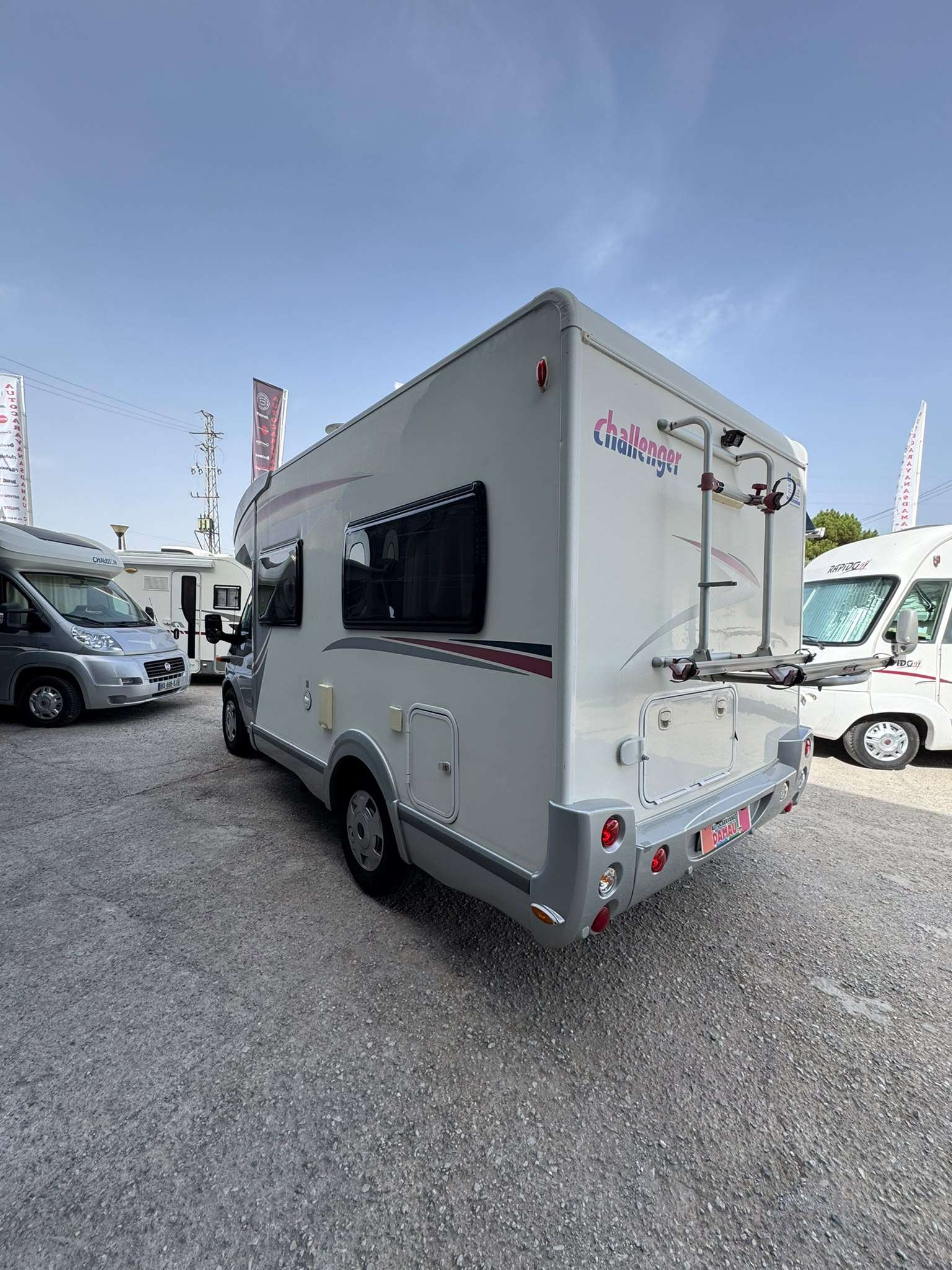 RESERVADA!!!AUTOCARAVANA PERFILADA CHALLENGER GENESIS 32 CAMA FRANCESA - Imagen 4