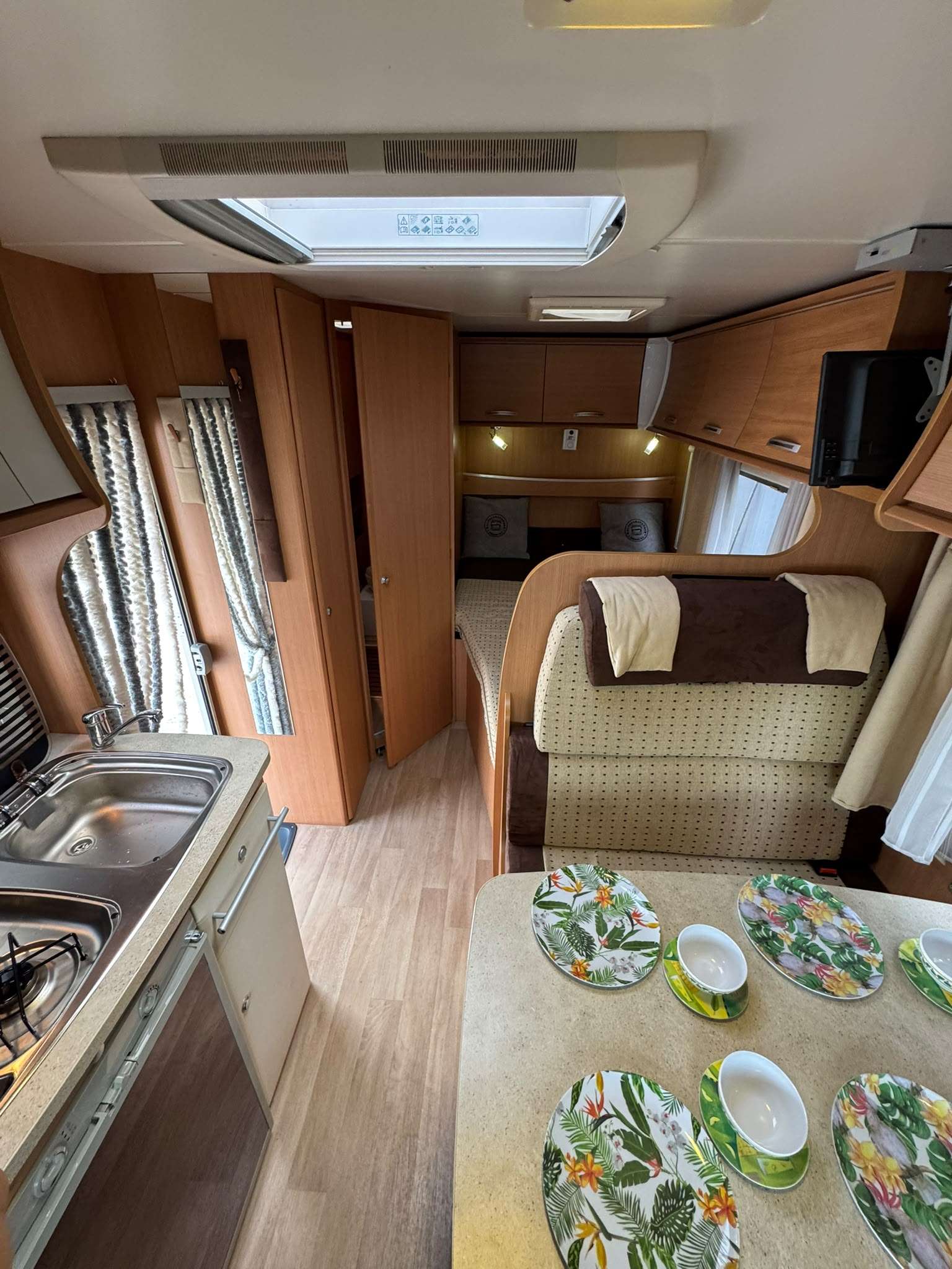 RESERVADA!!!AUTOCARAVANA PERFILADA CHALLENGER GENESIS 32 CAMA FRANCESA - Imagen 9