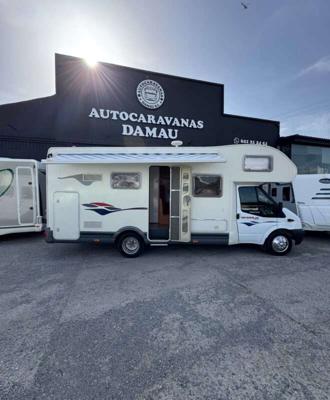 AUTOCARAVANA CAPUCHINA CHALLENGER GENESIS 49 LITERAS TRASERAS