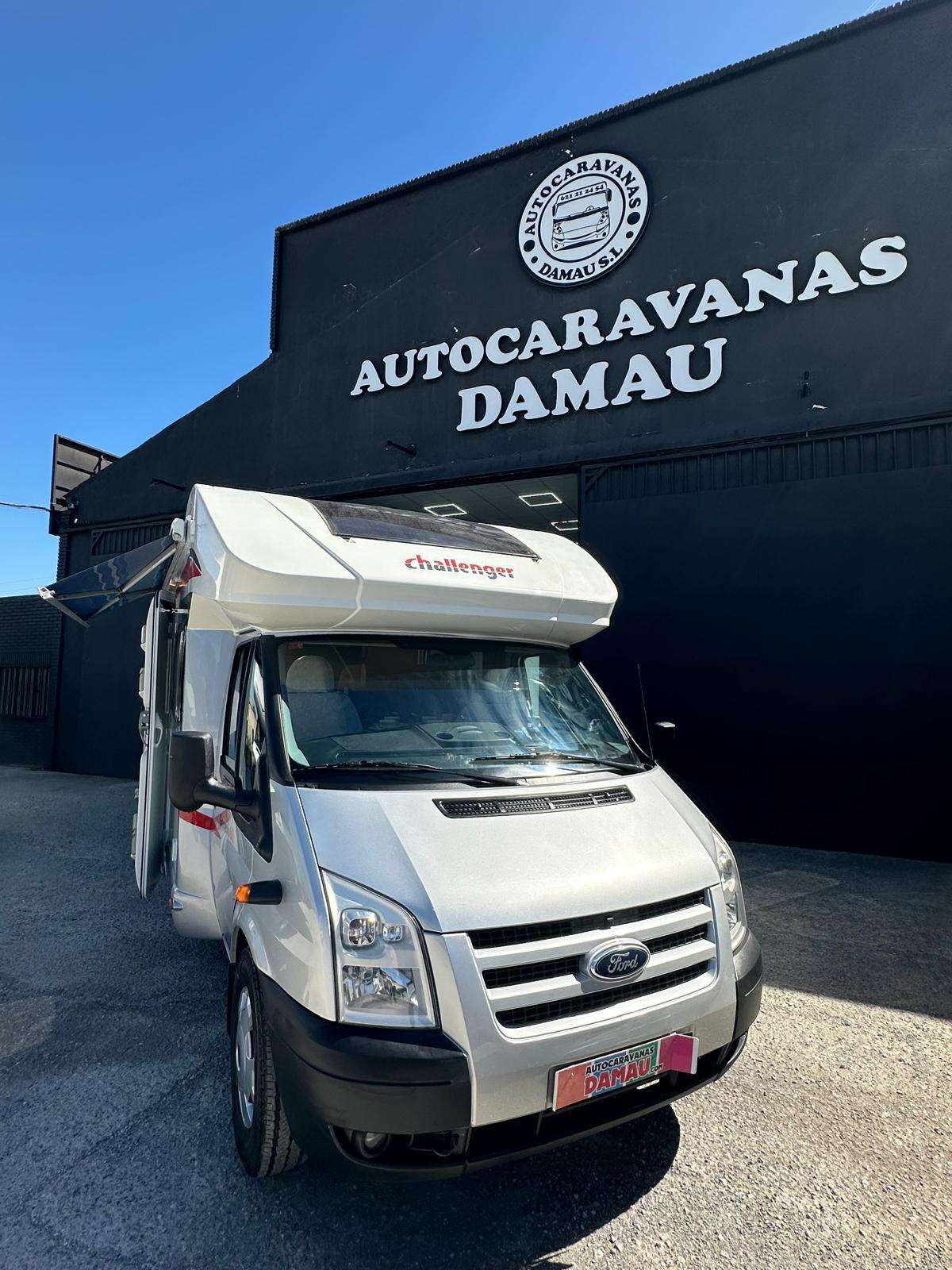 RESEVADA!!!AUTOCARAVANA PERFILADA CHAUSSON GENESIS 60 CAMA ISLA 5 PLAZAS - Imagen 11