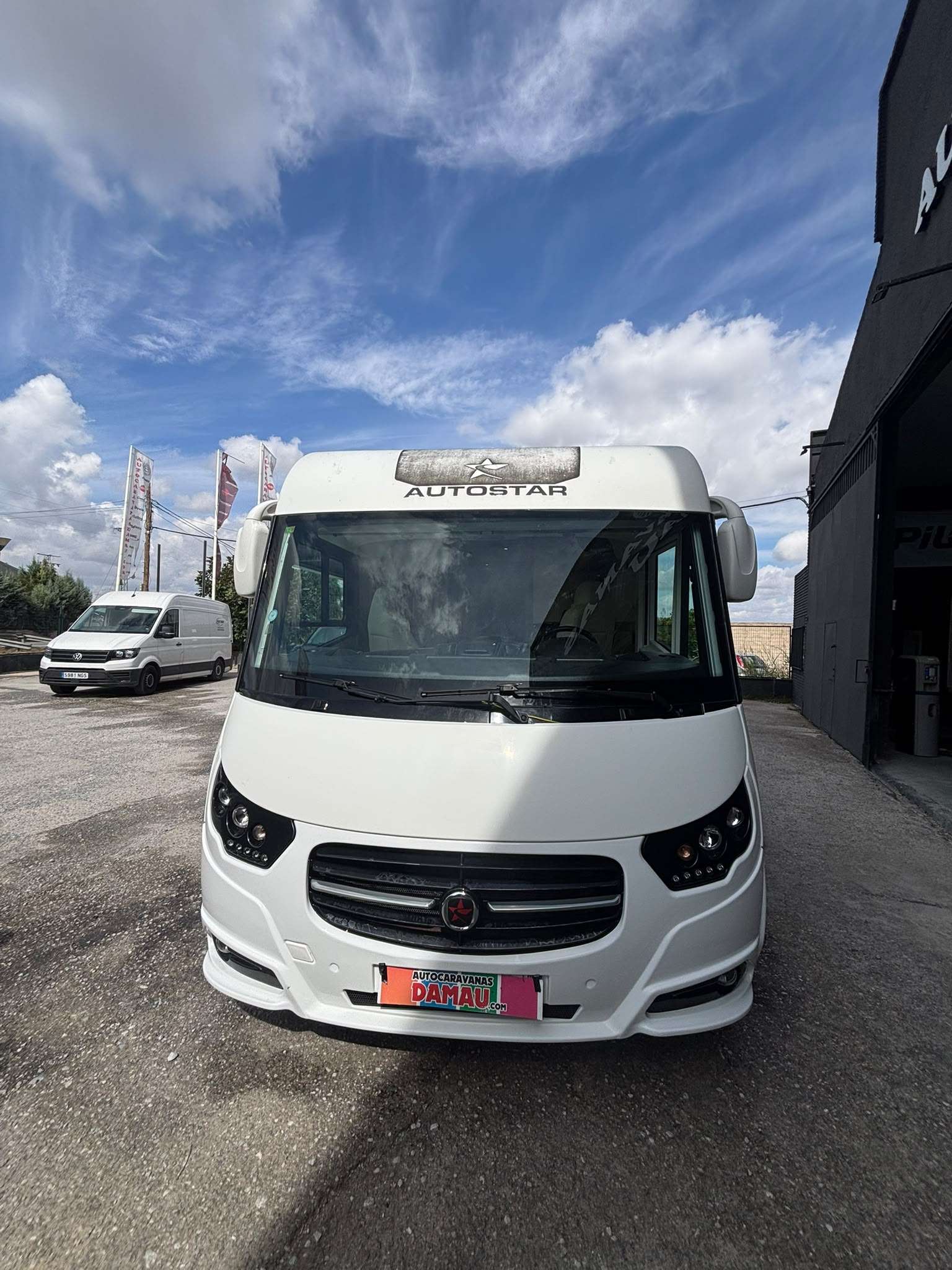 AUTOCARAVANA INTEGRAL AUTOSTAR CAMA ISLA i730LC - Imagen 2