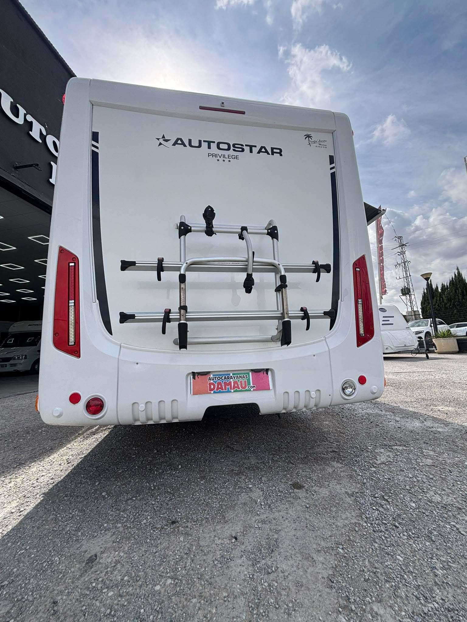 AUTOCARAVANA INTEGRAL AUTOSTAR CAMA ISLA i730LC - Imagen 5