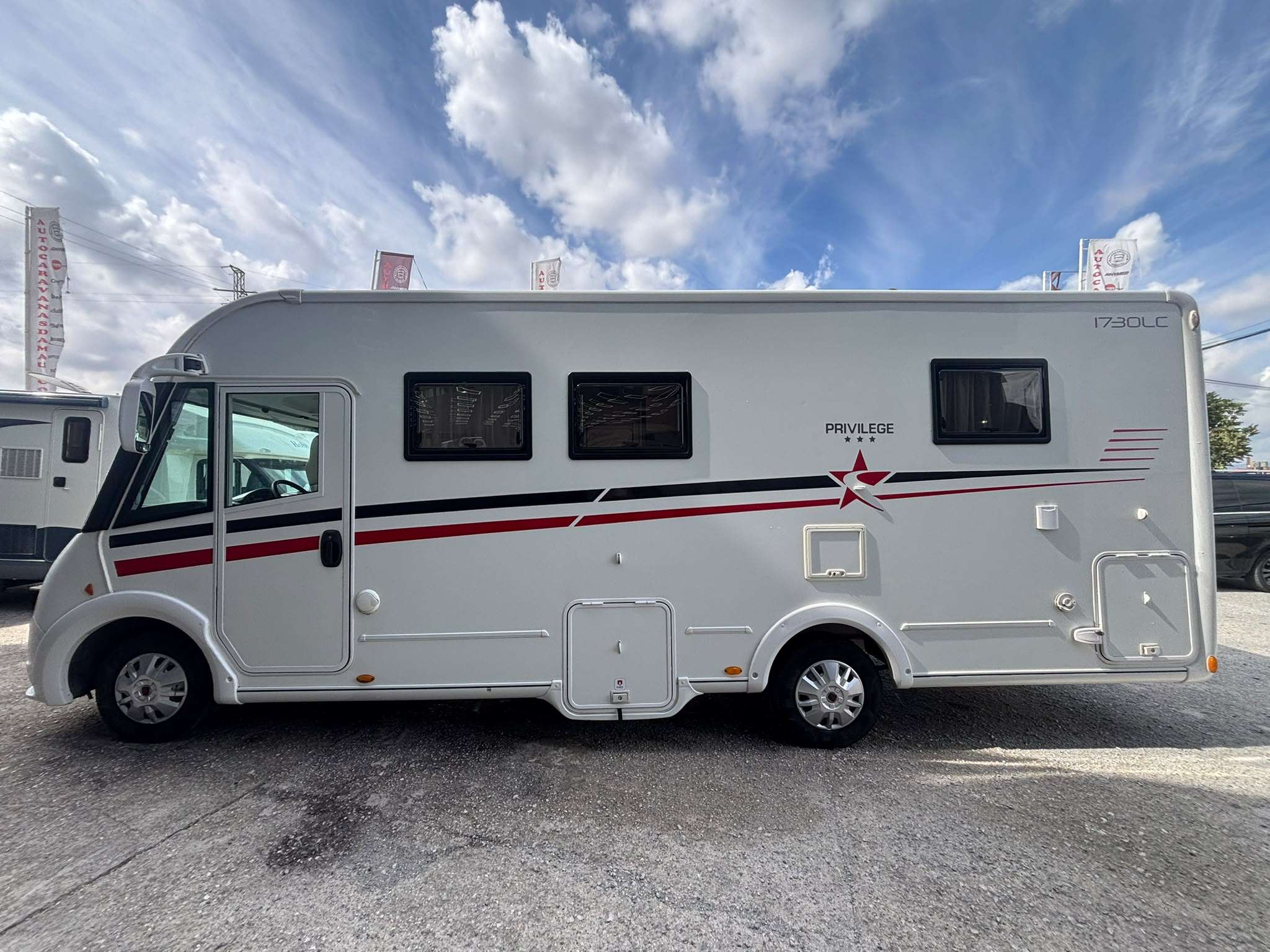 AUTOCARAVANA INTEGRAL AUTOSTAR CAMA ISLA i730LC - Imagen 6